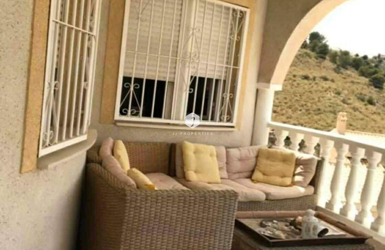 Aus zweiter Hand - Villa -
Rojales - La Marquesa