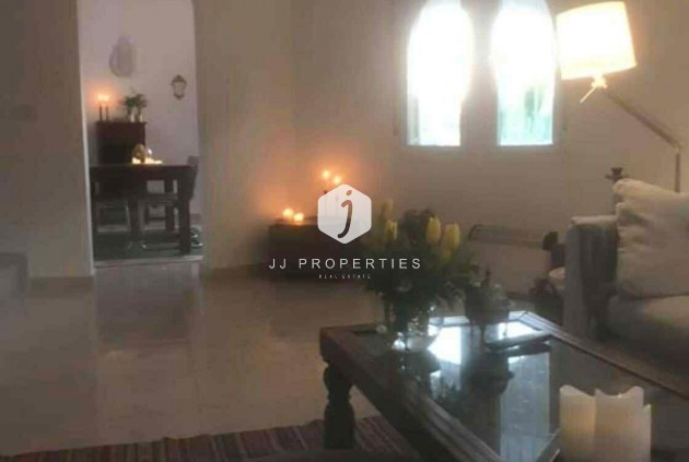 Aus zweiter Hand - Villa -
Rojales - La Marquesa