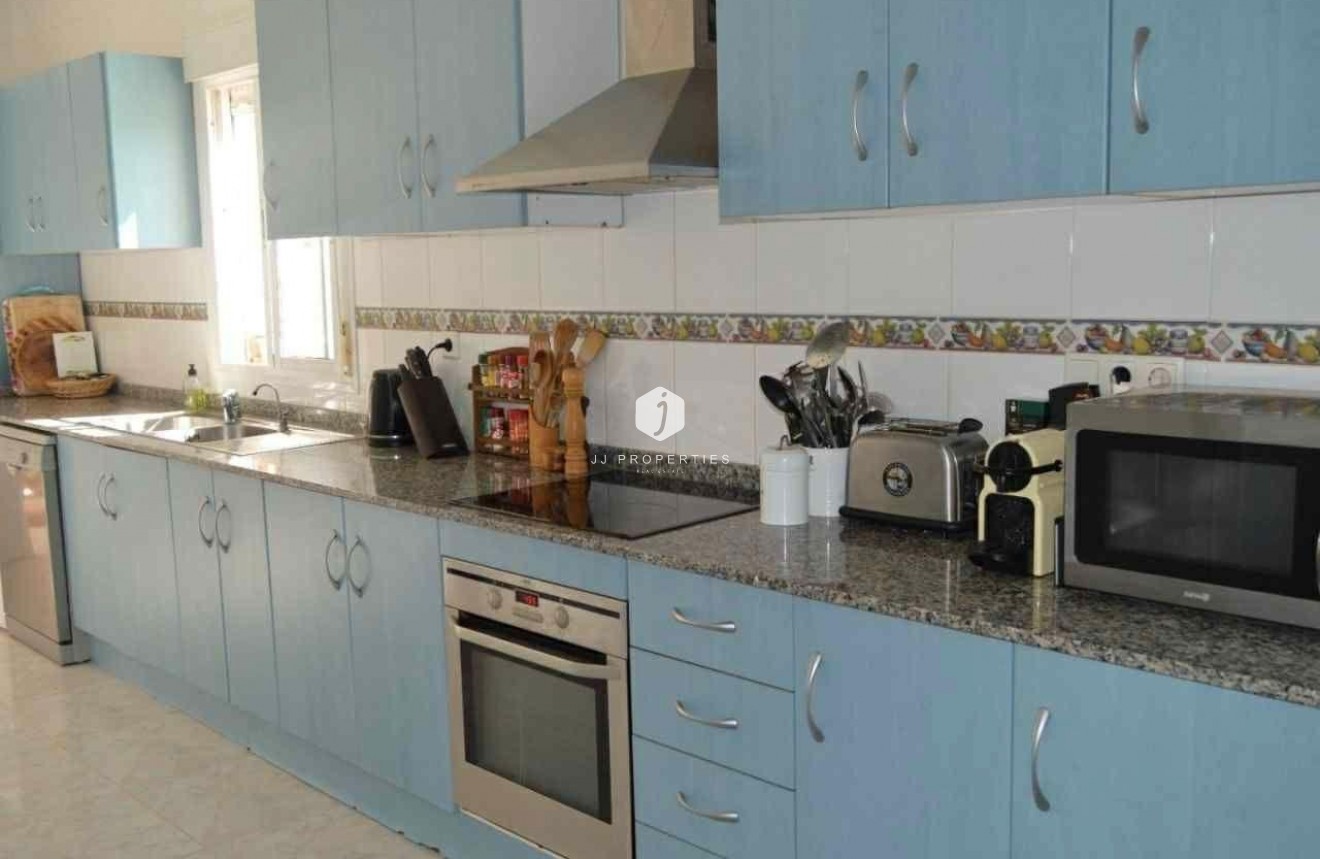 Aus zweiter Hand - Villa -
Rojales - La Marquesa