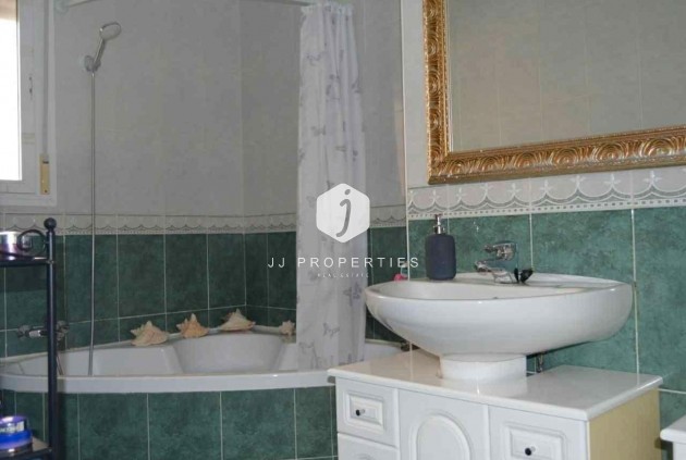 Aus zweiter Hand - Villa -
Rojales - La Marquesa