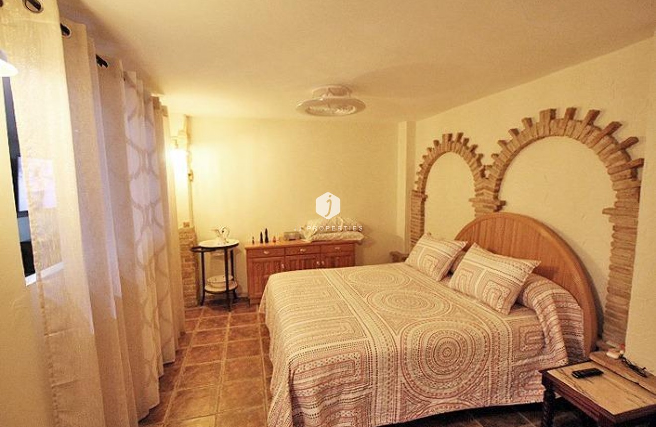 Aus zweiter Hand - Villa -
Formentera del Segura - Formentera De Segura