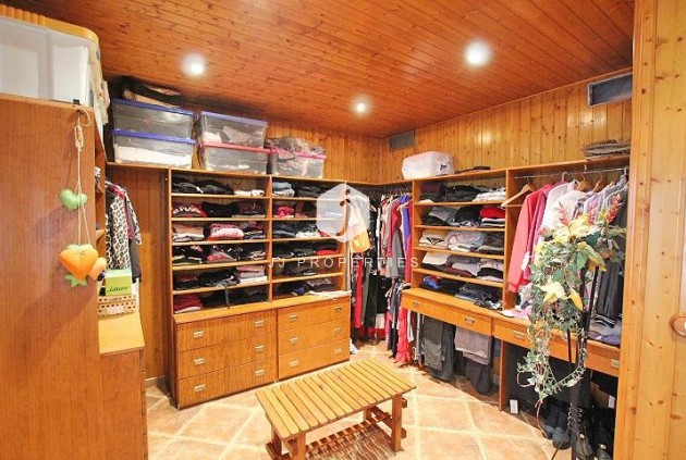 Aus zweiter Hand - Villa -
Formentera del Segura - Formentera De Segura