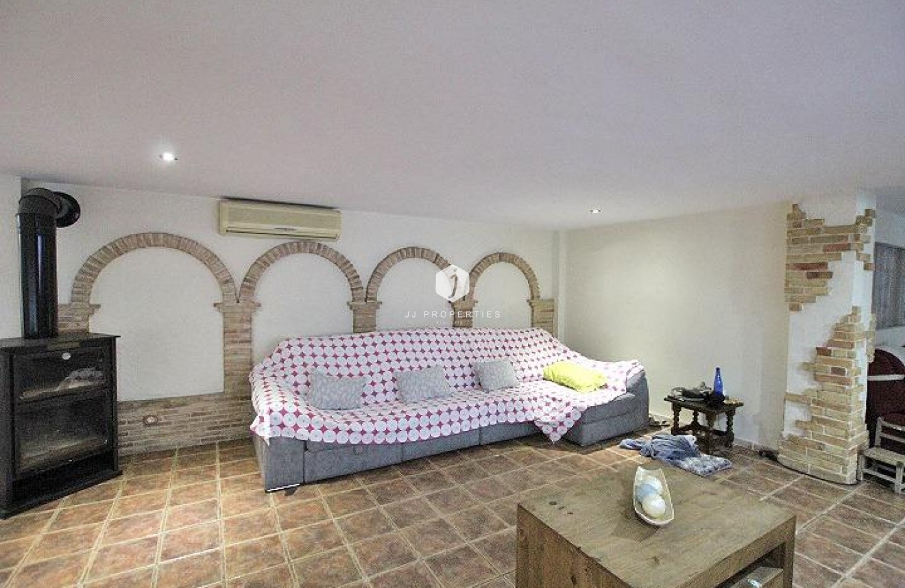 Aus zweiter Hand - Villa -
Formentera del Segura - Formentera De Segura