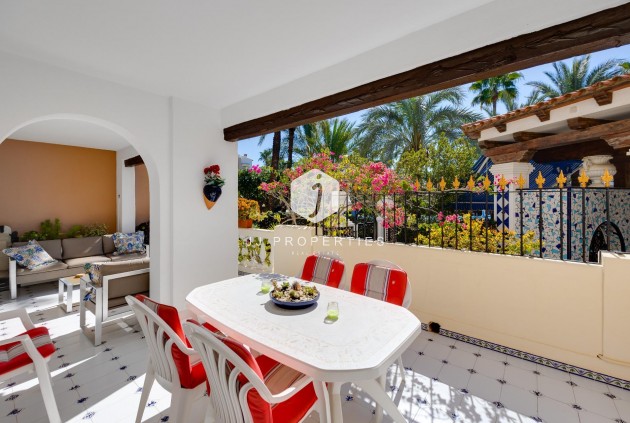 Aus zweiter Hand - Wohnung -
Torrevieja - Playa de los Locos