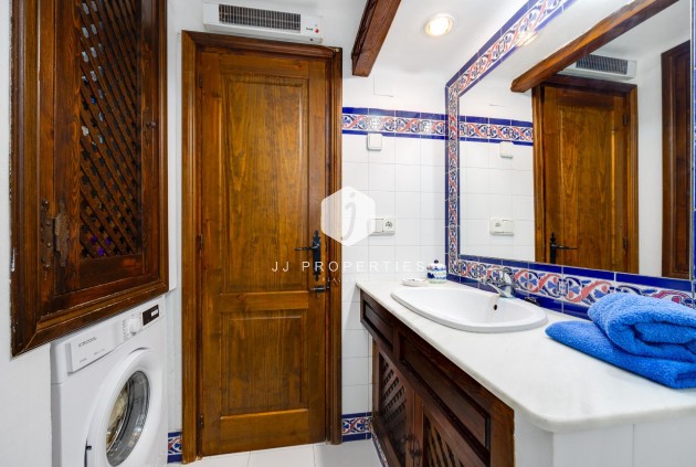 Aus zweiter Hand - Wohnung -
Torrevieja - Playa de los Locos