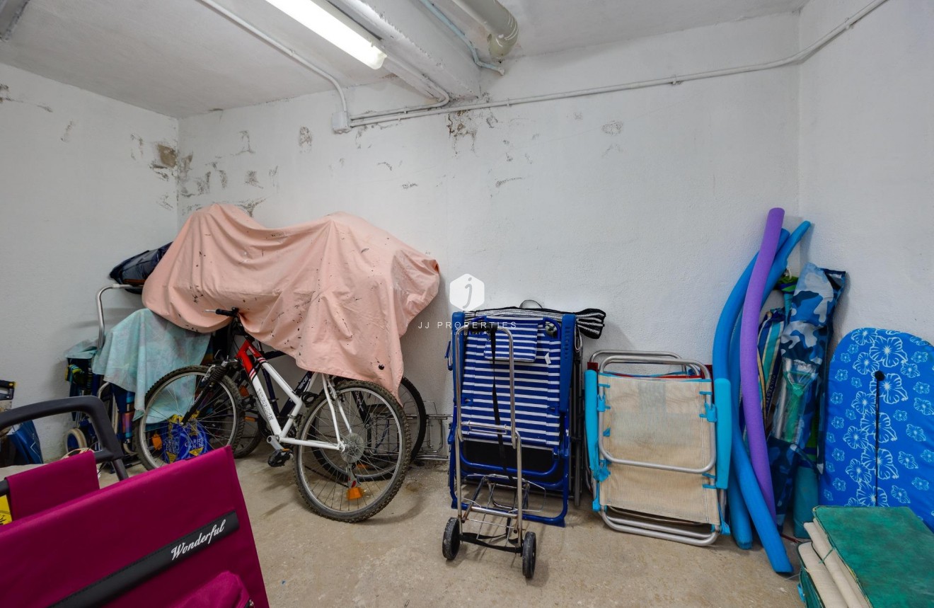 Aus zweiter Hand - Wohnung -
Torrevieja - Playa de los Locos