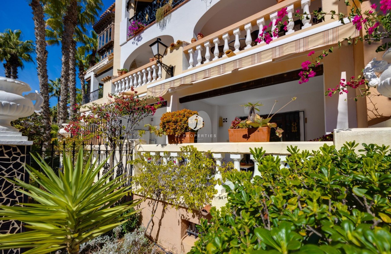 Aus zweiter Hand - Wohnung -
Torrevieja - Playa de los Locos