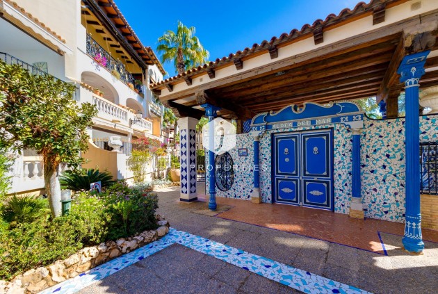 Aus zweiter Hand - Wohnung -
Torrevieja - Playa de los Locos