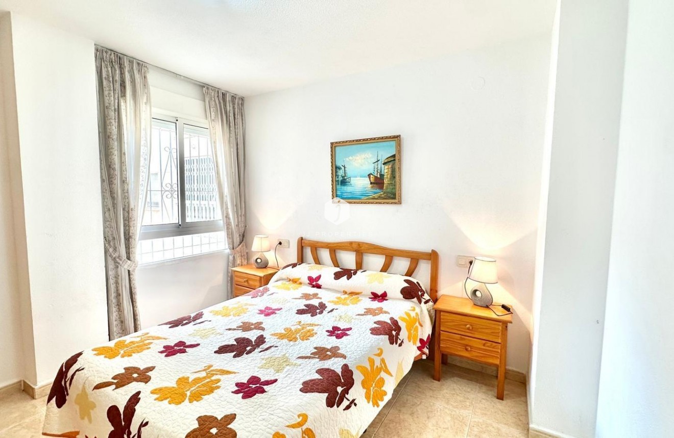 Aus zweiter Hand - Wohnung -
Torrevieja - Centro