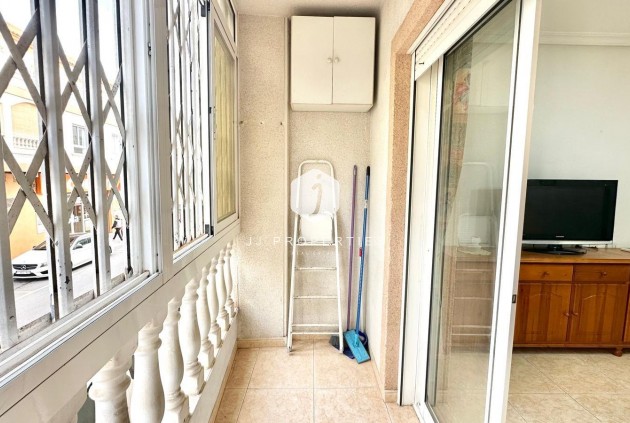 Aus zweiter Hand - Wohnung -
Torrevieja - Centro