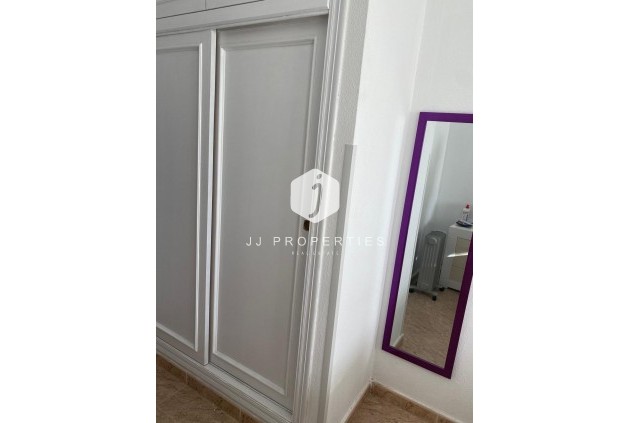 Aus zweiter Hand - Penthouse -
Torrevieja - Estacion de autobuses