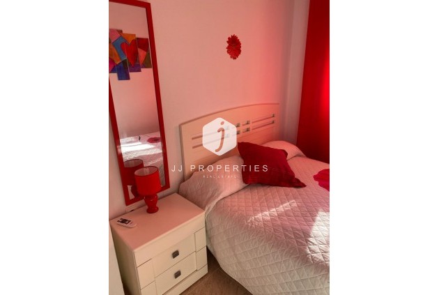 Aus zweiter Hand - Penthouse -
Torrevieja - Estacion de autobuses