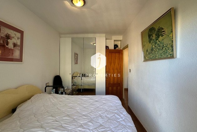 Aus zweiter Hand - Wohnung -
Torrevieja - Estacion de autobuses