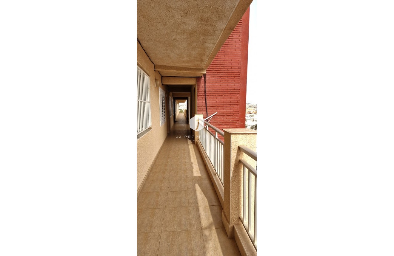 Aus zweiter Hand - Wohnung -
Torrevieja - Costa Blanca