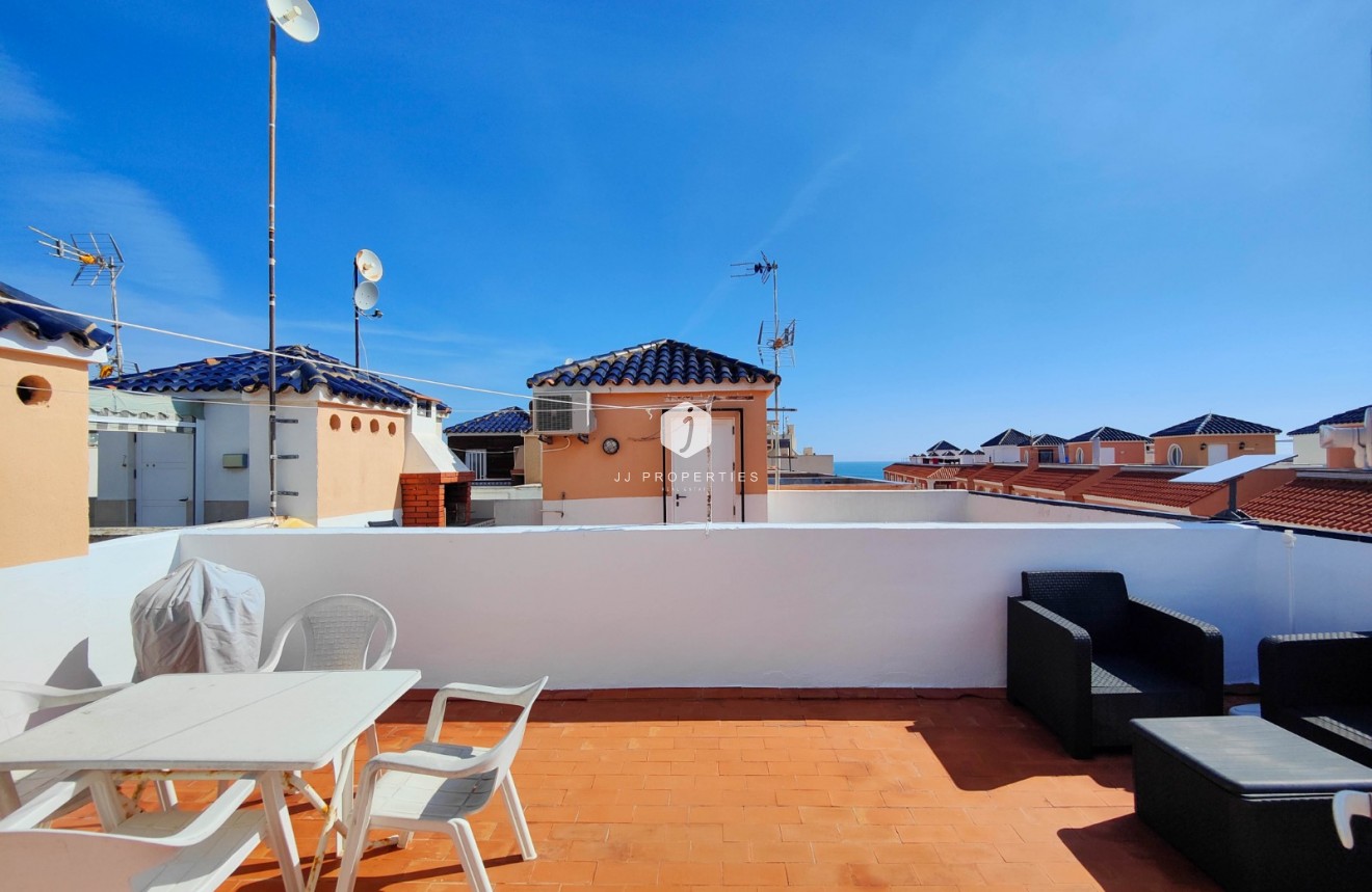 Aus zweiter Hand - Penthouse -
Torrevieja - Costa Blanca