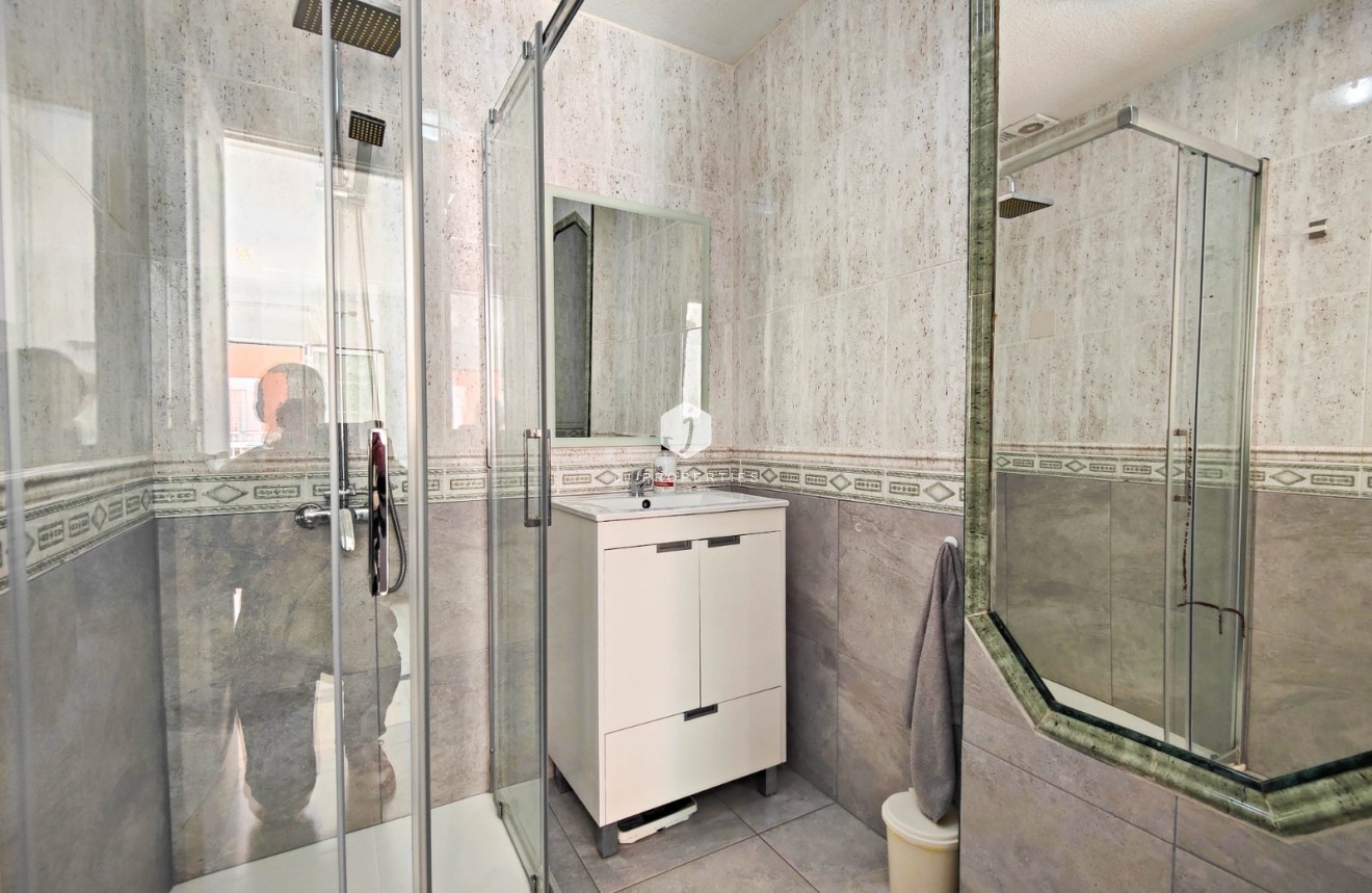 Aus zweiter Hand - Penthouse -
Torrevieja - Costa Blanca