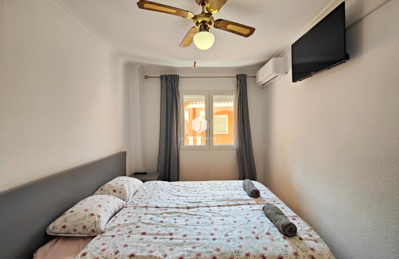 Aus zweiter Hand - Penthouse -
Torrevieja - Costa Blanca