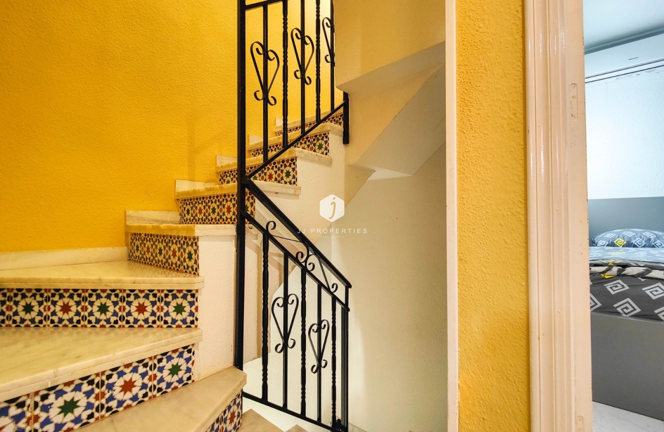 Aus zweiter Hand - Penthouse -
Torrevieja - Costa Blanca