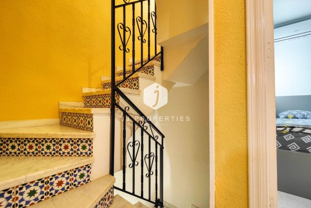 Aus zweiter Hand - Penthouse -
Torrevieja - Costa Blanca