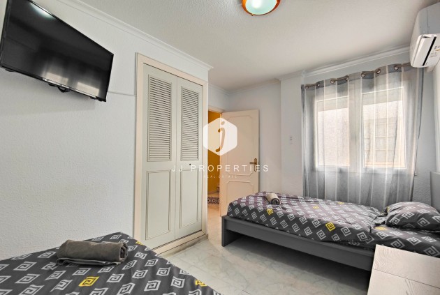 Aus zweiter Hand - Penthouse -
Torrevieja - Costa Blanca