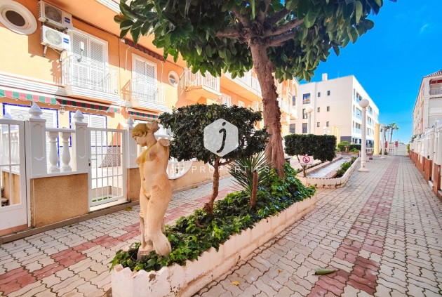 Aus zweiter Hand - Penthouse -
Torrevieja - Costa Blanca