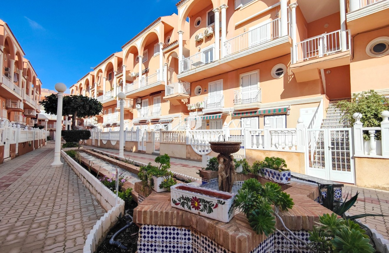 Aus zweiter Hand - Penthouse -
Torrevieja - Costa Blanca
