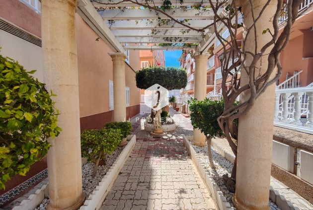 Aus zweiter Hand - Penthouse -
Torrevieja - Costa Blanca