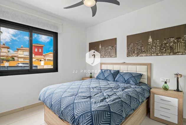 Aus zweiter Hand - Wohnung -
Orihuela Costa - Costa Blanca