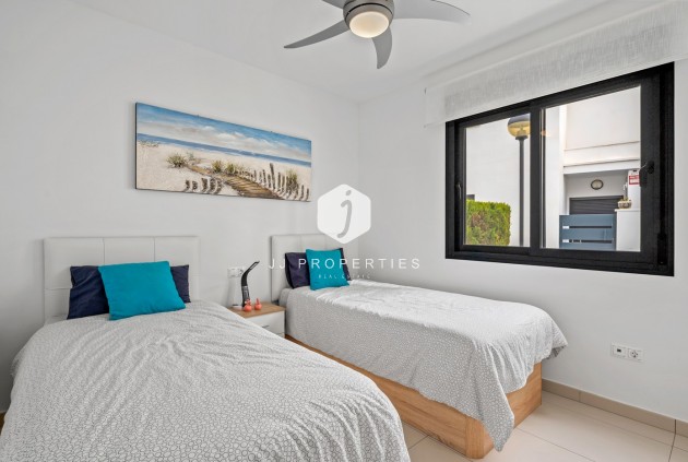 Aus zweiter Hand - Wohnung -
Orihuela Costa - Costa Blanca