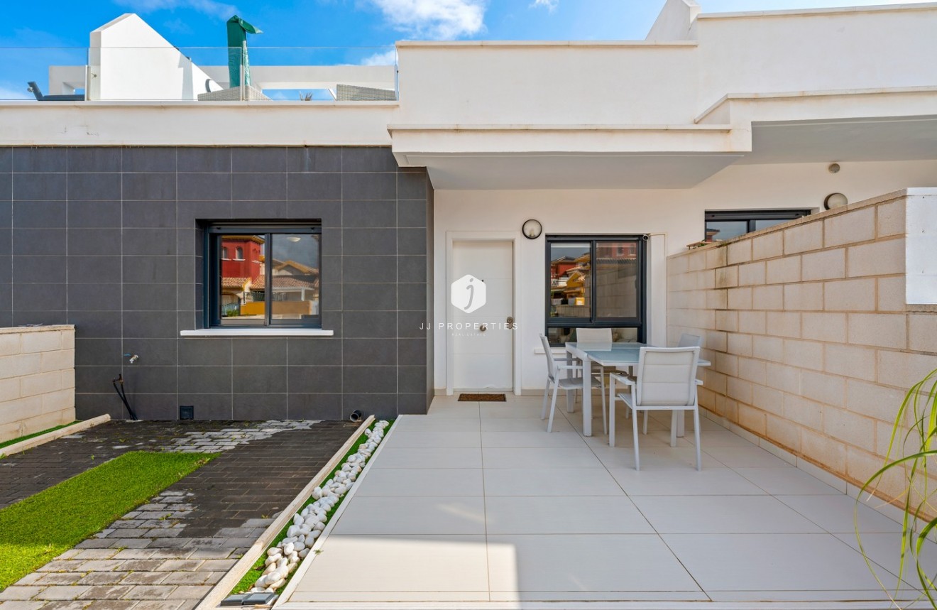 Aus zweiter Hand - Wohnung -
Orihuela Costa - Costa Blanca