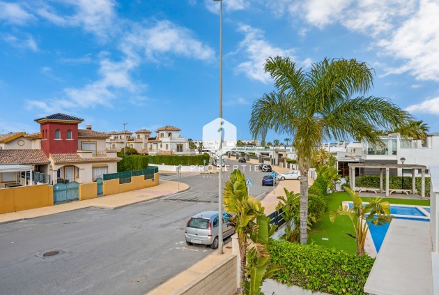 Aus zweiter Hand - Wohnung -
Orihuela Costa - Costa Blanca