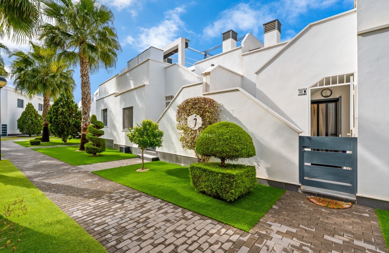 Aus zweiter Hand - Wohnung -
Orihuela Costa - Costa Blanca