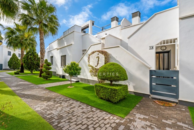 Aus zweiter Hand - Wohnung -
Orihuela Costa - Costa Blanca