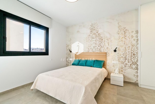 Aus zweiter Hand - Wohnung -
Torrevieja - Playa del Cura