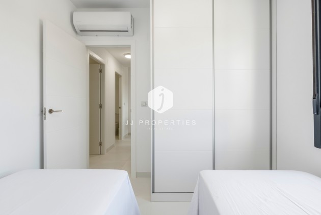 Resale - Apartment / flat -
San Miguel de Salinas - Inland