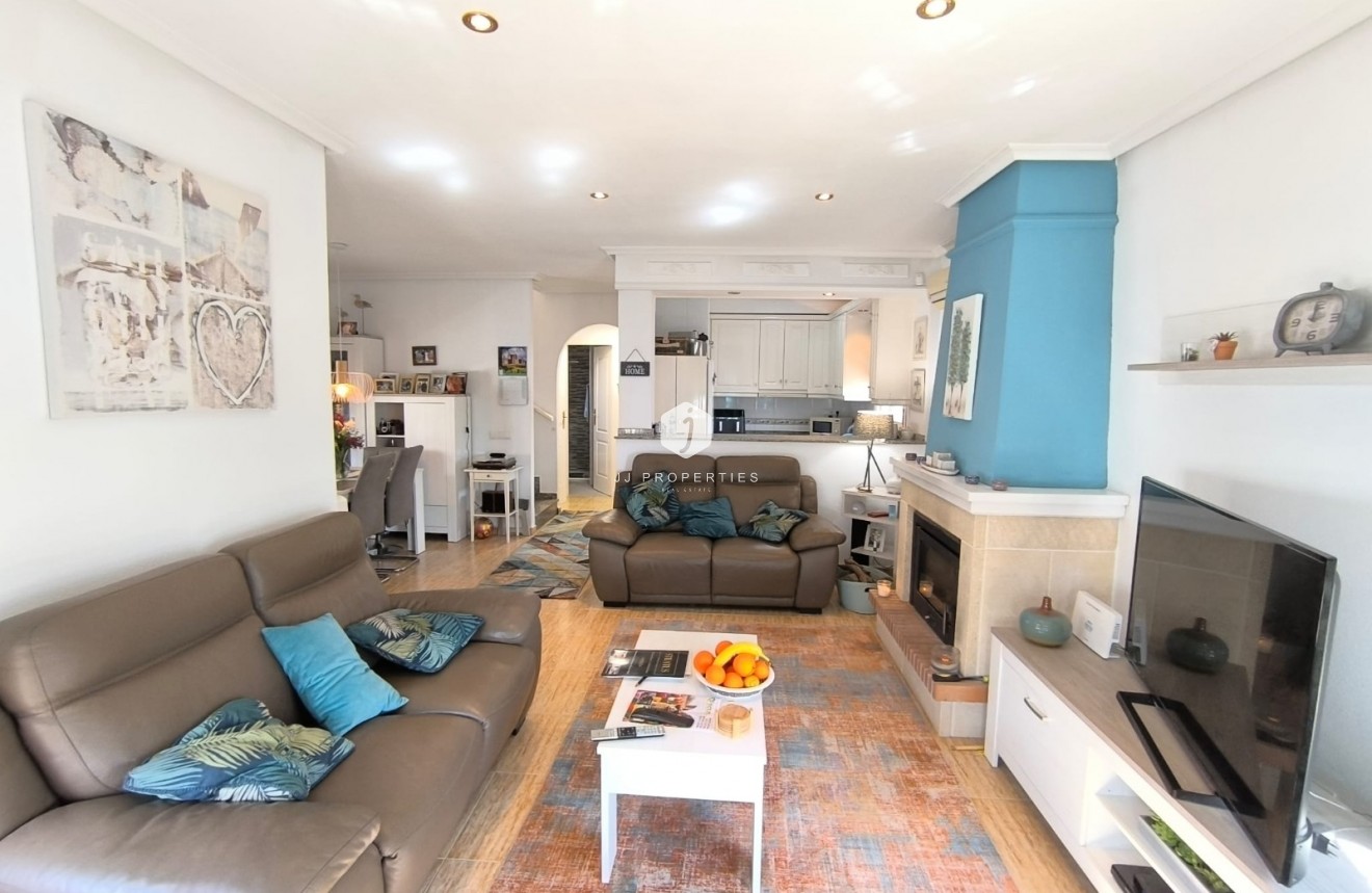 Tweedehands - Villa -
El Raso - Costa Blanca