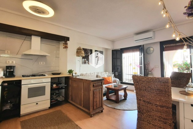 Resale - Bungalow -
Torrevieja - La Mata