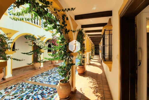 Resale - Bungalow -
Torrevieja - La Mata