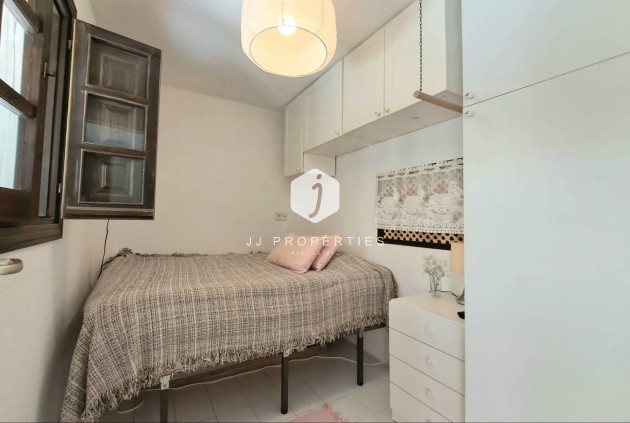 Resale - Bungalow -
Torrevieja - La Mata