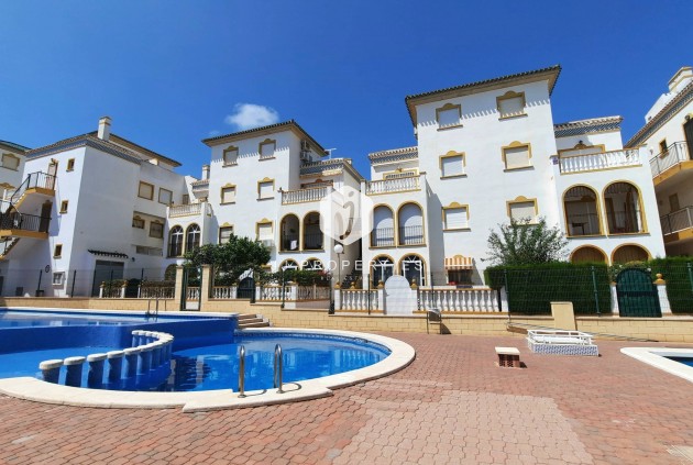 Resale - Bungalow -
Torrevieja - La Mata