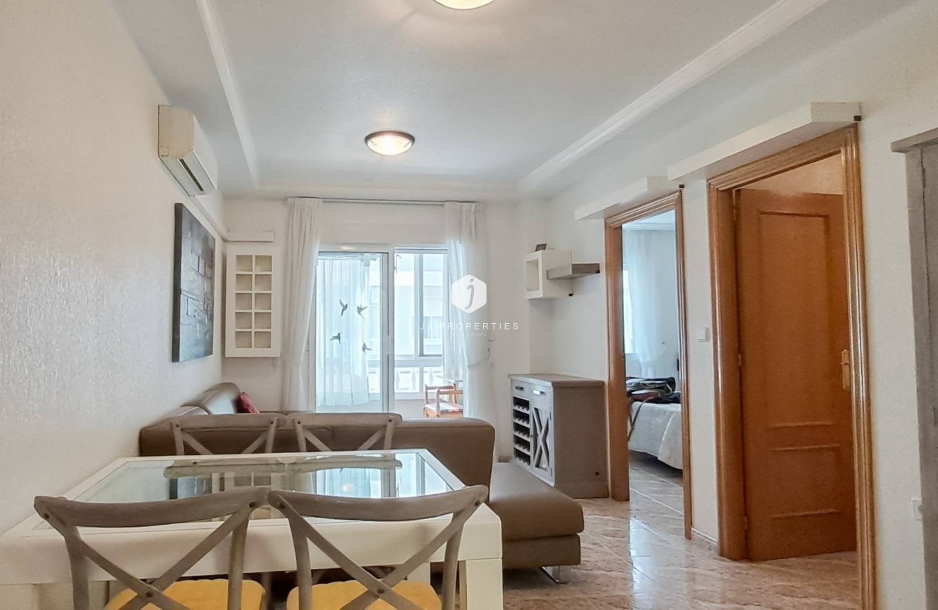 Tweedehands - Appartement / flat -
Torrevieja - Playa del Cura
