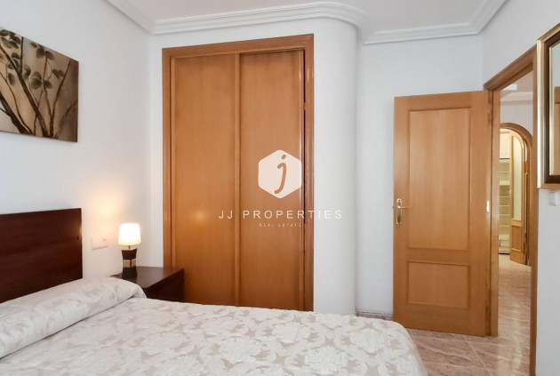 Tweedehands - Appartement / flat -
Torrevieja - Playa del Cura