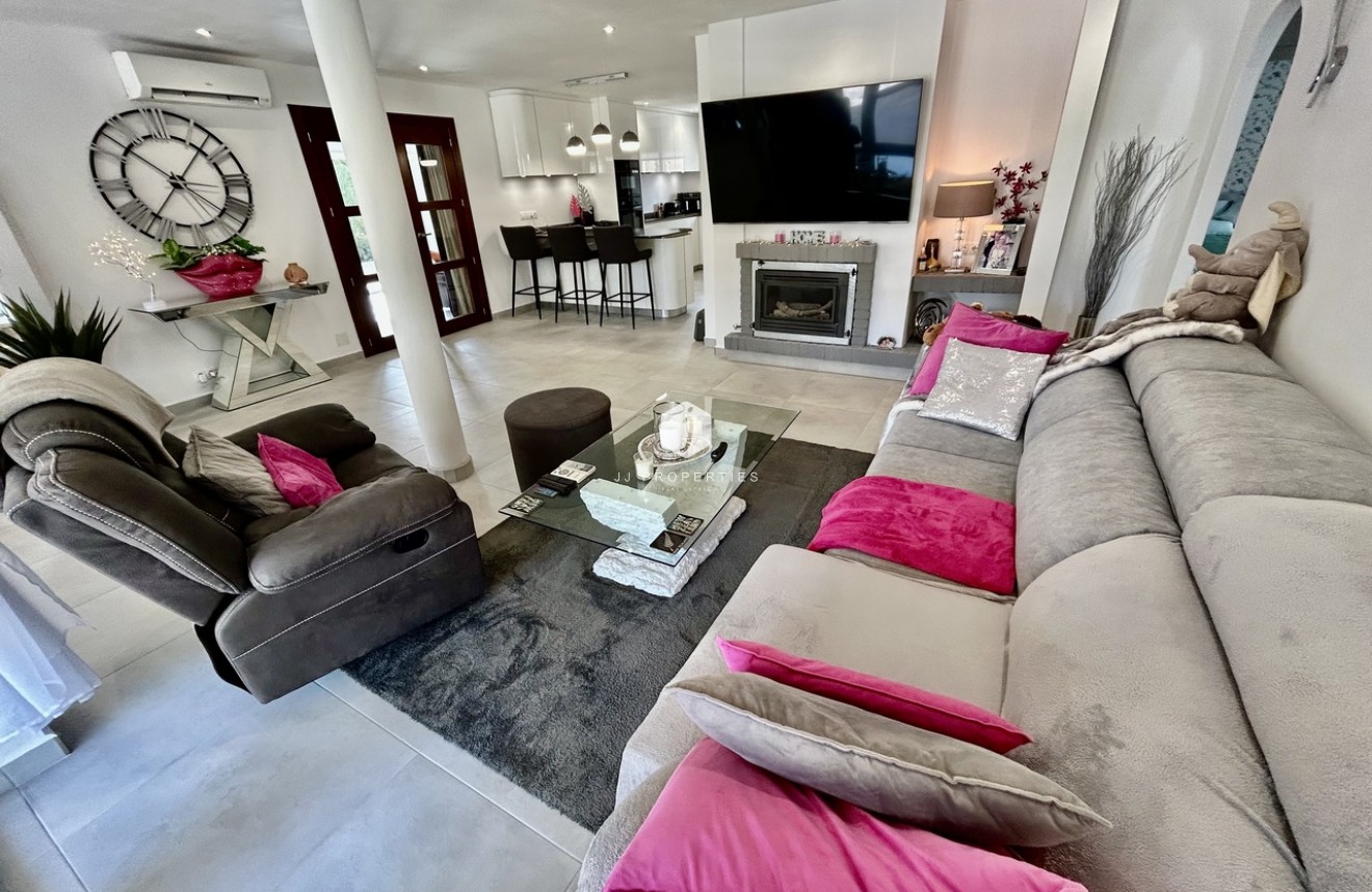 Aus zweiter Hand - Villa -
Cabo Roig - Costa Blanca