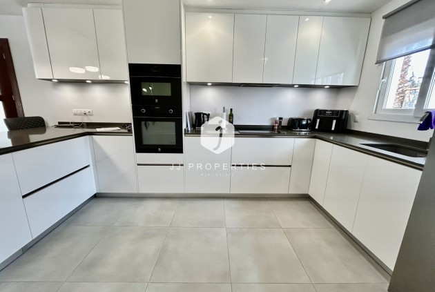 Aus zweiter Hand - Villa -
Cabo Roig - Costa Blanca