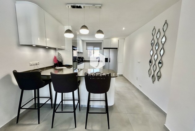 Aus zweiter Hand - Villa -
Cabo Roig - Costa Blanca