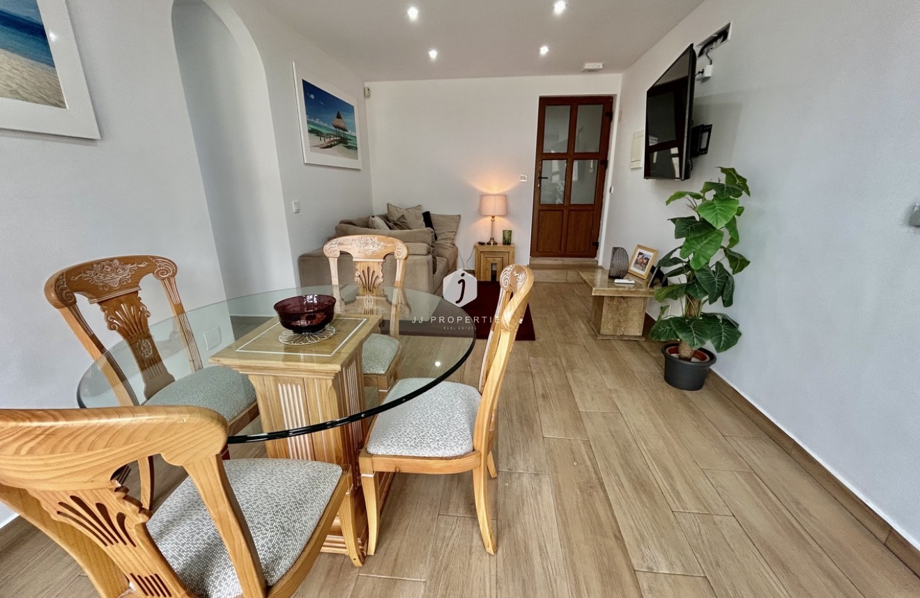 Aus zweiter Hand - Villa -
Cabo Roig - Costa Blanca