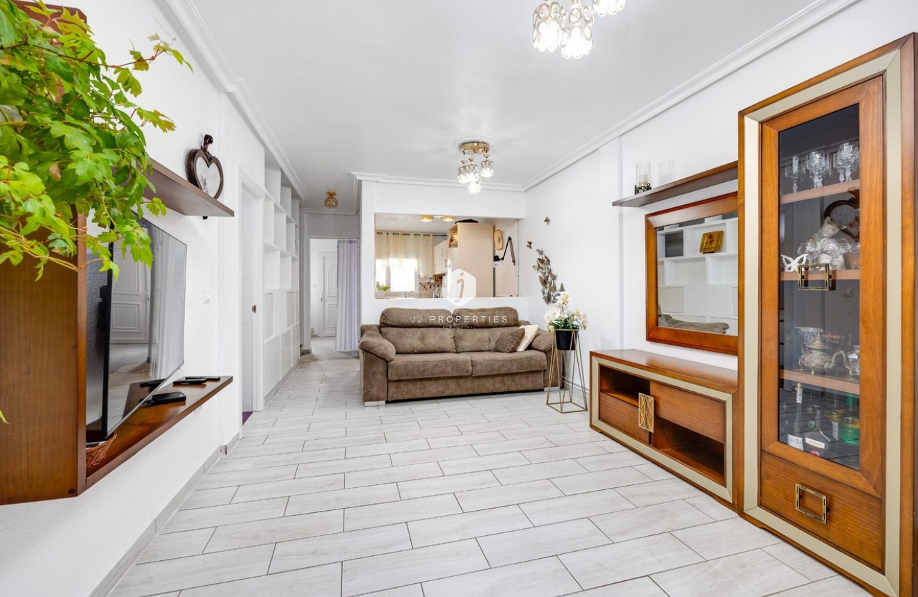 Tweedehands - Chalet -
Torrevieja - Costa Blanca