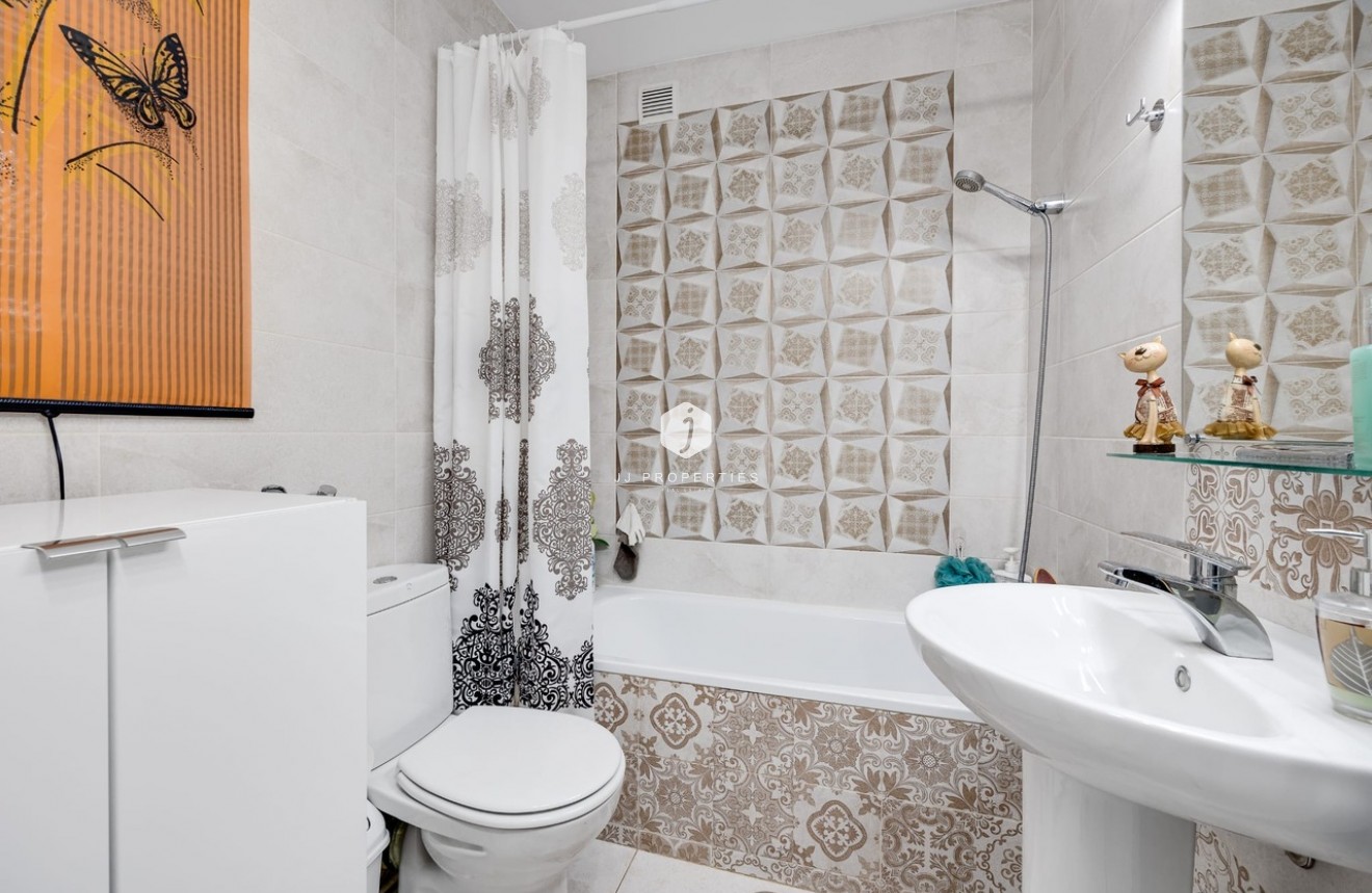 Tweedehands - Chalet -
Torrevieja - Costa Blanca