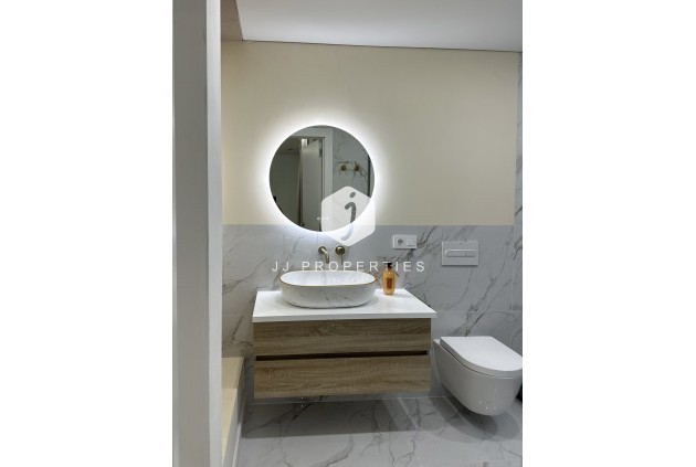 Tweedehands - Appartement / flat -
Torrevieja - Costa Blanca