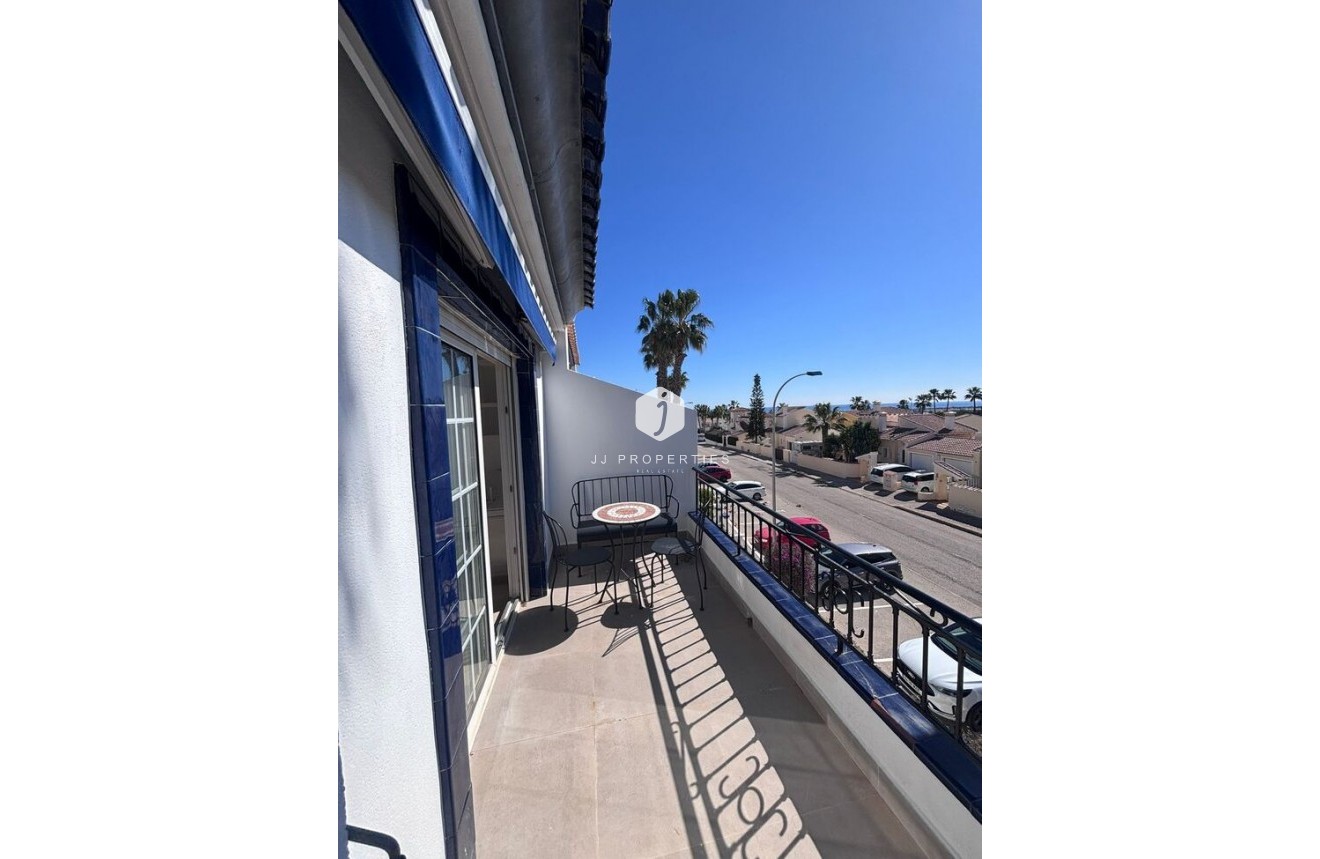 Tweedehands - Penthouse -
Orihuela Costa - Costa Blanca